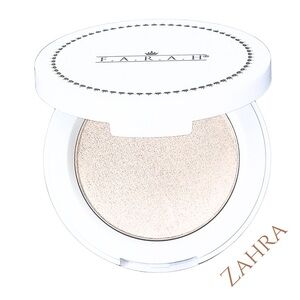 White Compact Powder